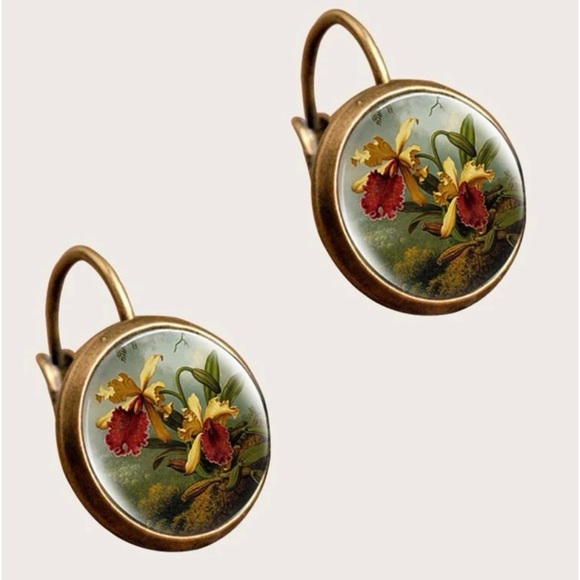 Flower Print Round Design Earrings - Picture 1 of 3